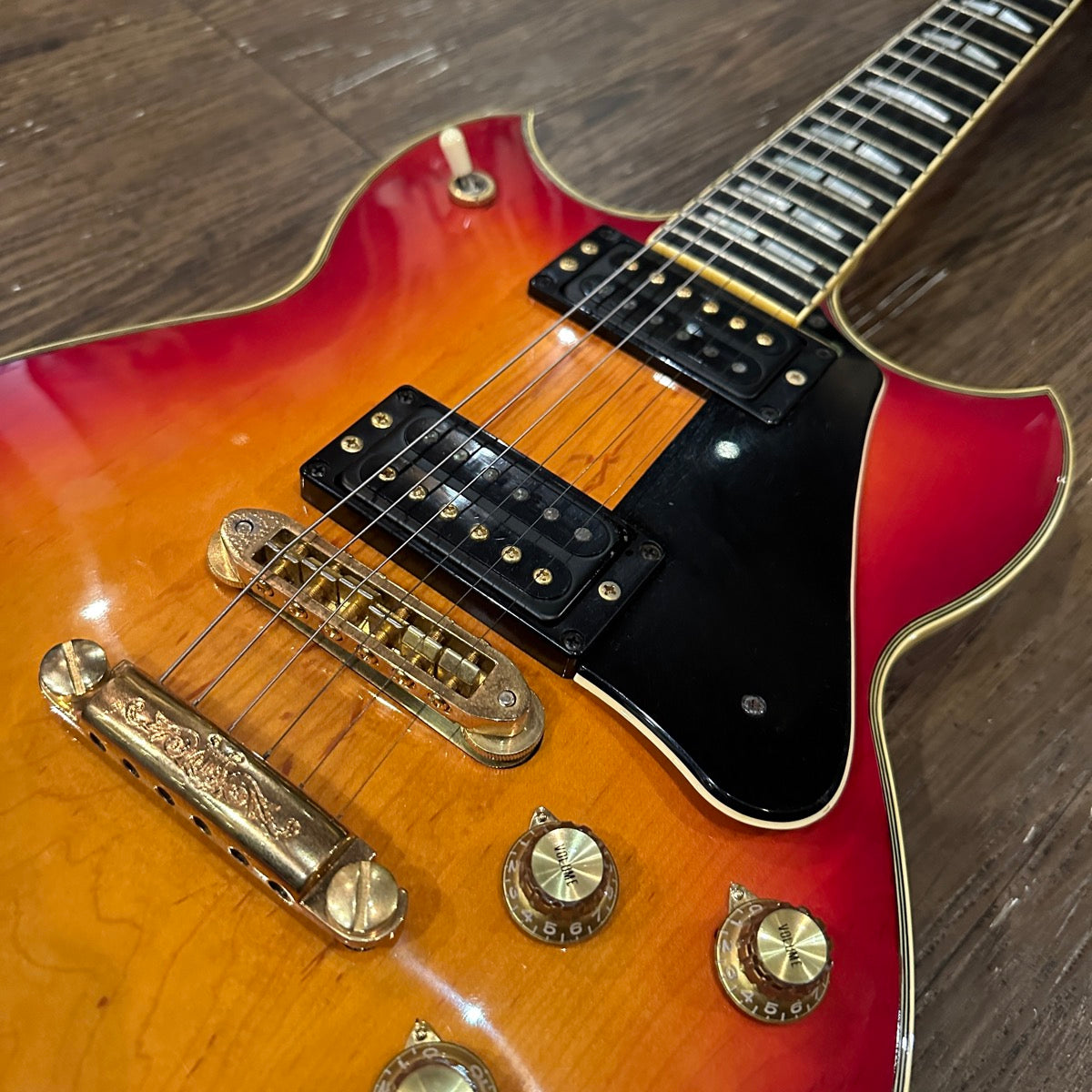 YAMAHA SG2000 (1981) RedSunburst ヤマハギター 1981 Yamaha SG-2000 MIJ Electric Guitar Japan – GrunSound