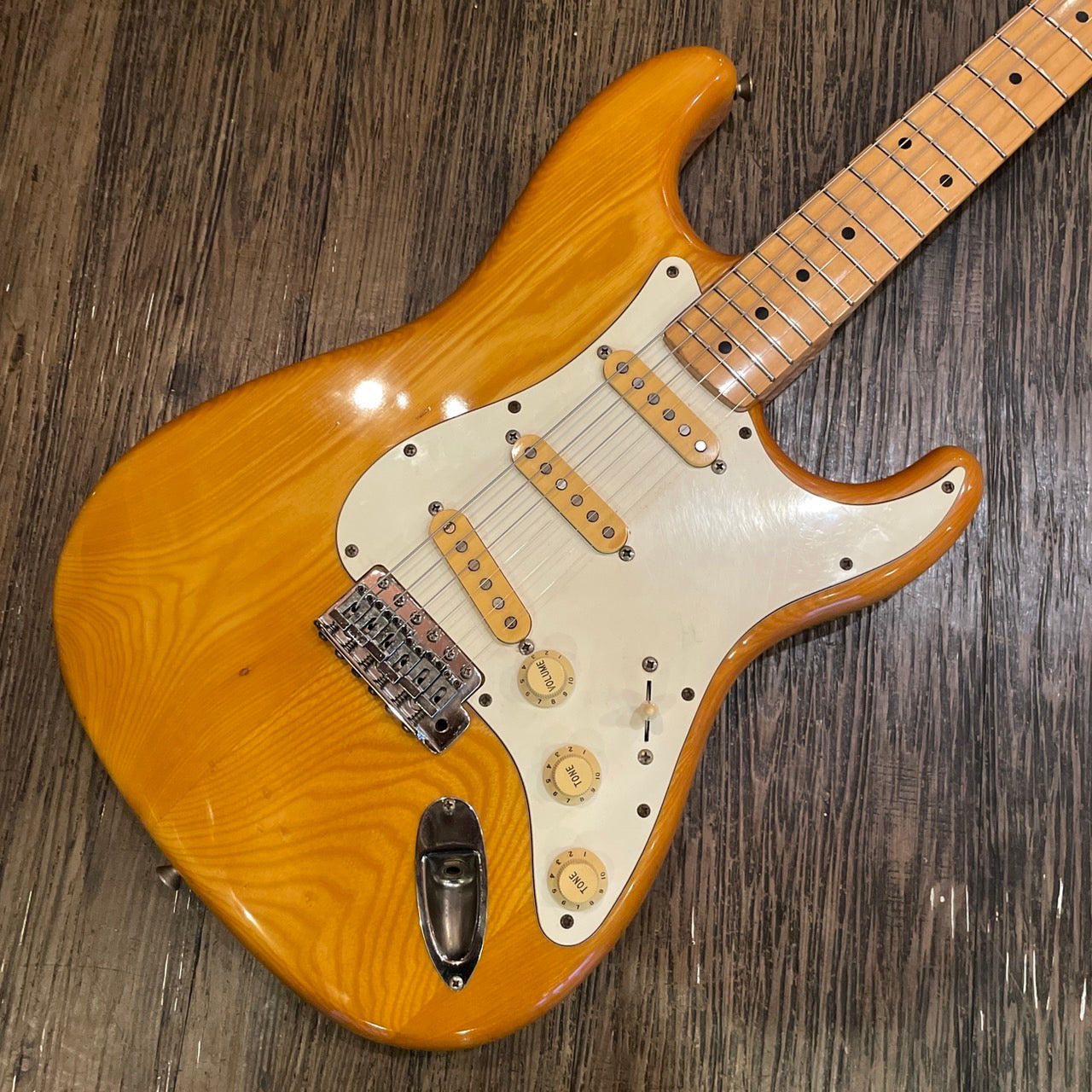 Fender Japan CST-50M (ST72-55) Stratocaster 1988 Japan
