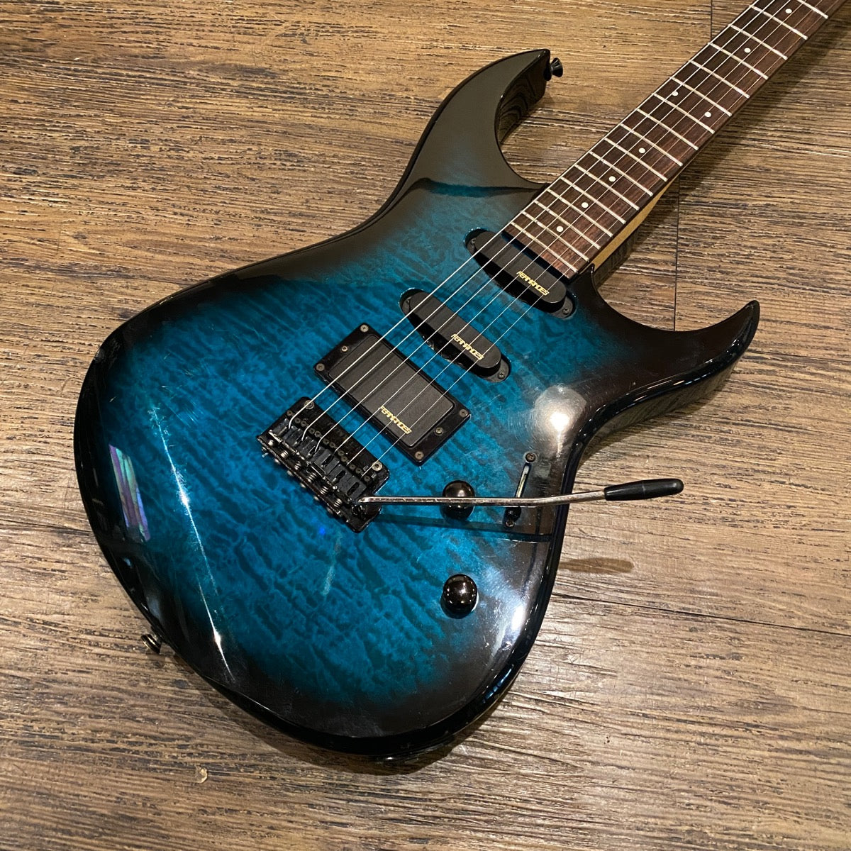 Fernandes FGZ-400 エレキギター フェルナンデス - 楽器